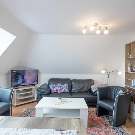 Margrit Apartment *